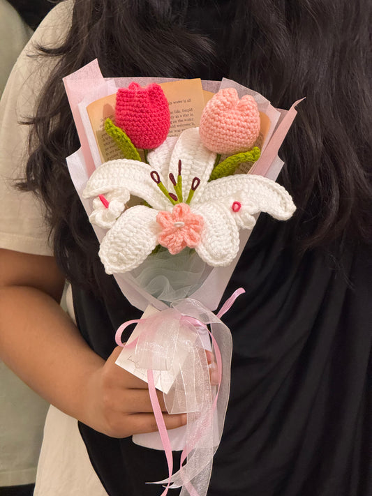 🌷Tulip Grace Crochet Bouquet