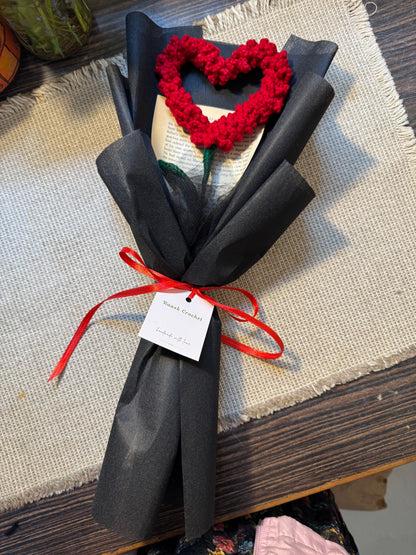 Heart-of-Roses Crochet Bouquet