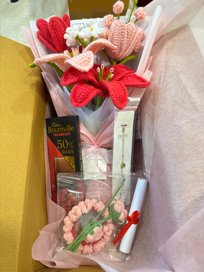 Blush Blossom Gift Hamper🌸